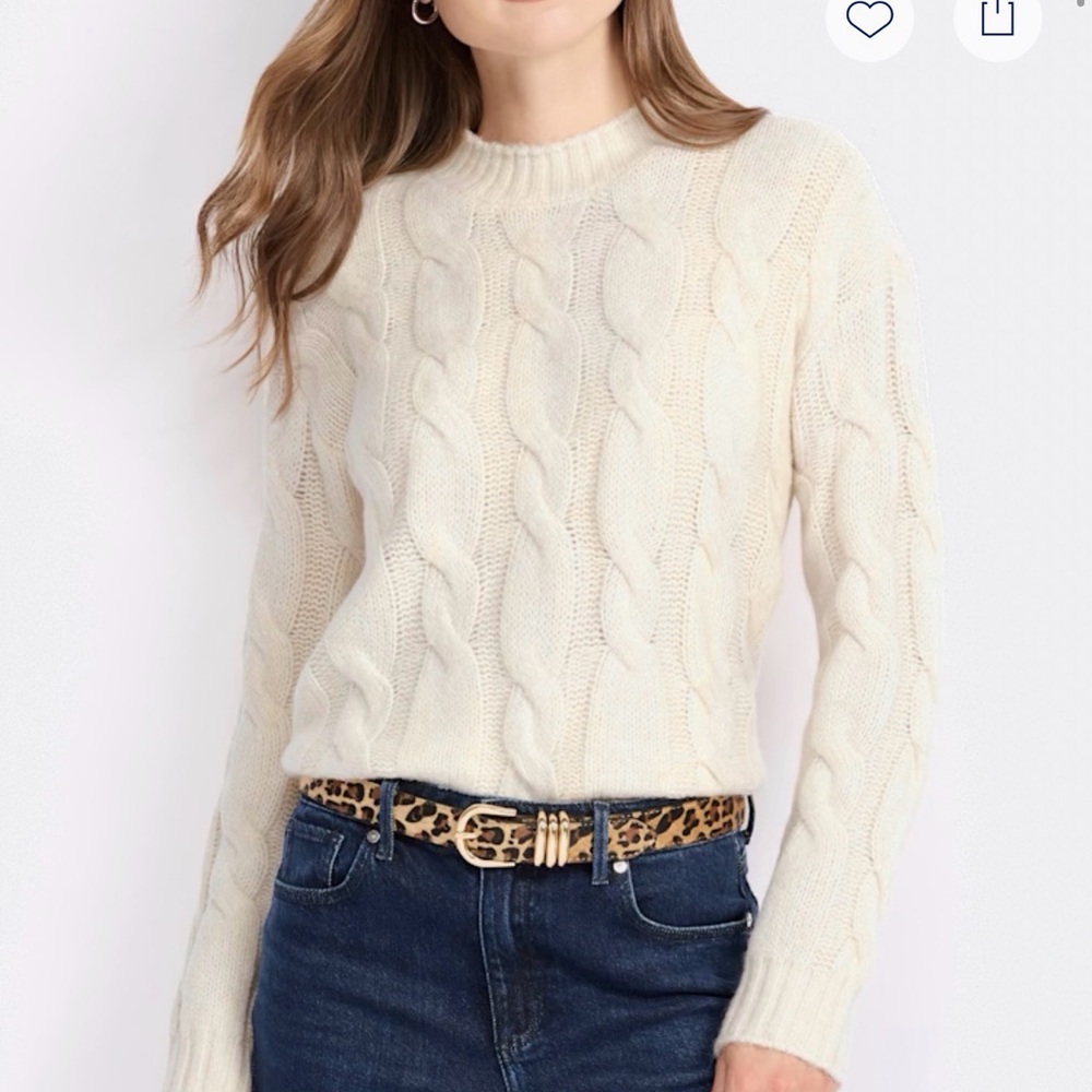 Classic Cable Crewneck Sweater - Cream